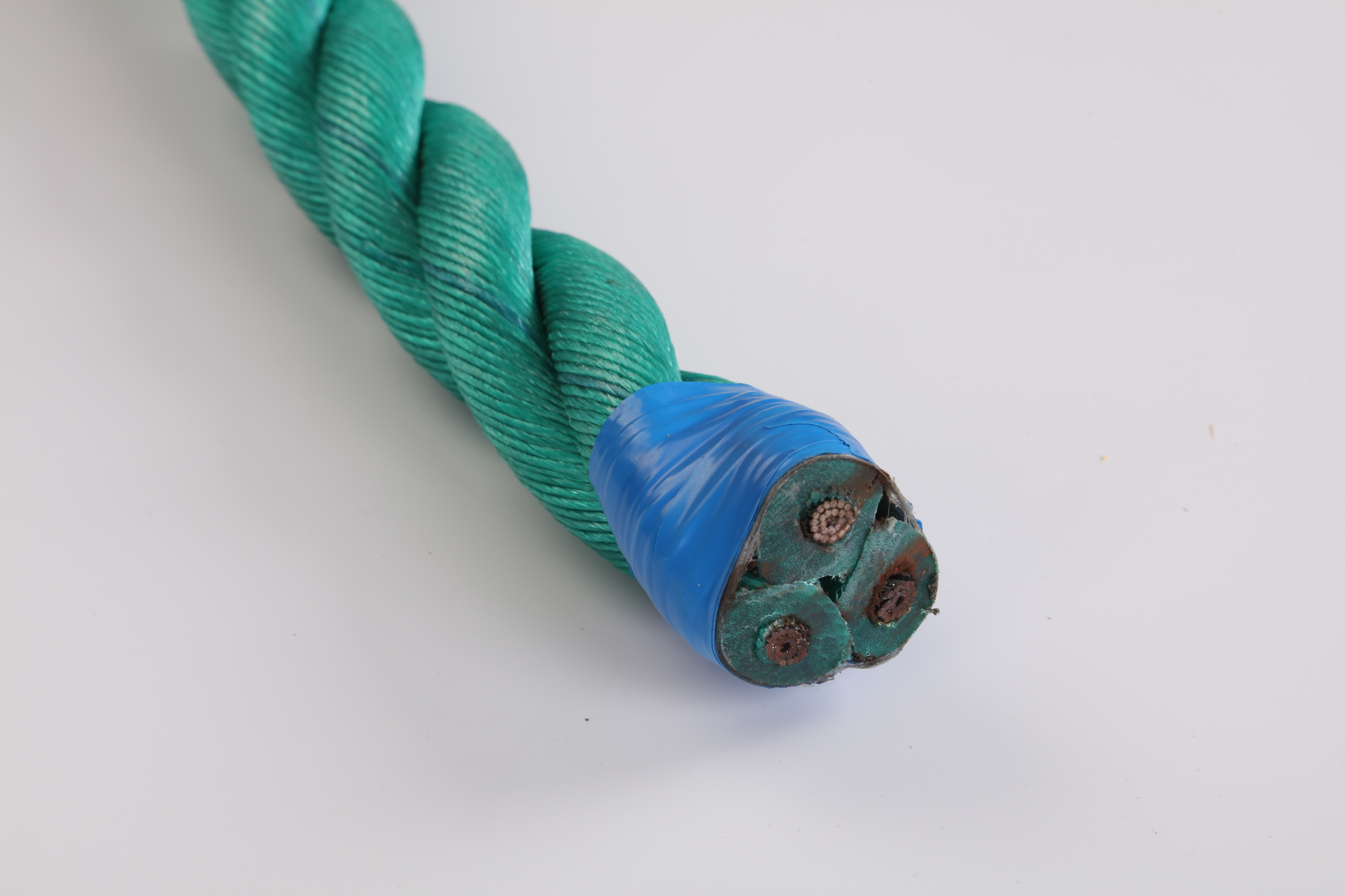 高点聚丙烯/聚酯6x8组合钢丝游乐场纤维绳